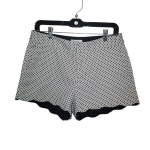 Elle Dress Shorts Size 6